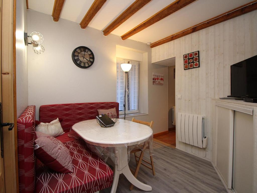 Appartement La Bourboule, 3 pièces, 5 personnes - FR-1-608-128 52 RUE ARRAS, 63150 La Bourboule