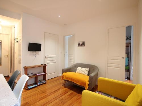 Appartement La Bourboule, 3 pièces, 5 personnes - FR-1-608-96