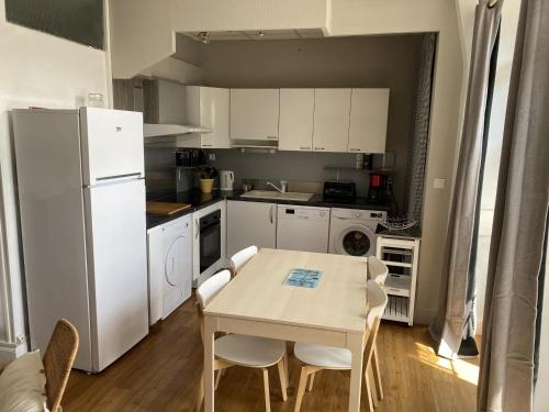 Appartement La Bourboule, 3 pièces, 5 personnes - FR-1-667-26