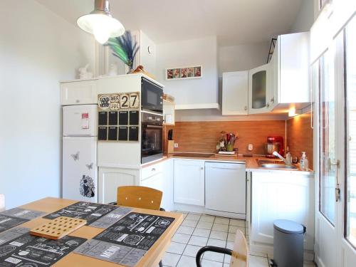 Appartement La Bourboule, 3 pièces, 6 personnes - FR-1-608-236
