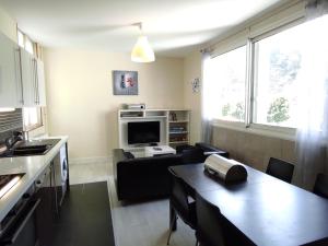 Appartement La Bourboule, 3 pièces, 6 personnes - FR-1-667-2