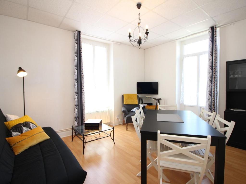 Appartement La Bourboule, 4 pièces, 6 personnes - FR-1-608-11 97 RUE DE FENESTRE, 63150 La Bourboule