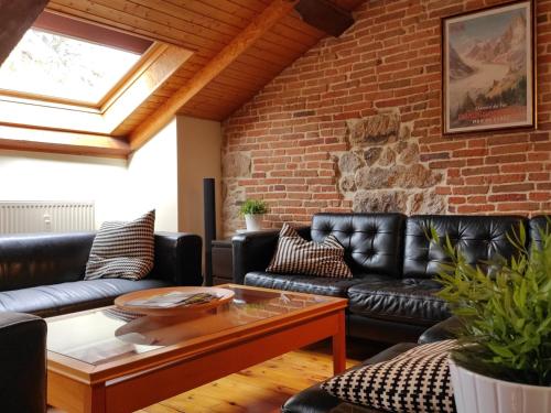 Appartement La Bourboule, 4 pièces, 8 personnes - FR-1-667-19