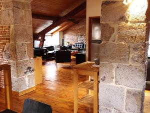 Appartement La Bourboule, 4 pièces, 8 personnes - FR-1-667-19