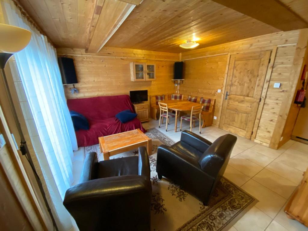 Appartement Appartement La Chapelle-d'Abondance, 3 pièces, 6 personnes - FR-1-692-24 221 Route des Contamines 74360 La Chapelle-dʼAbondance