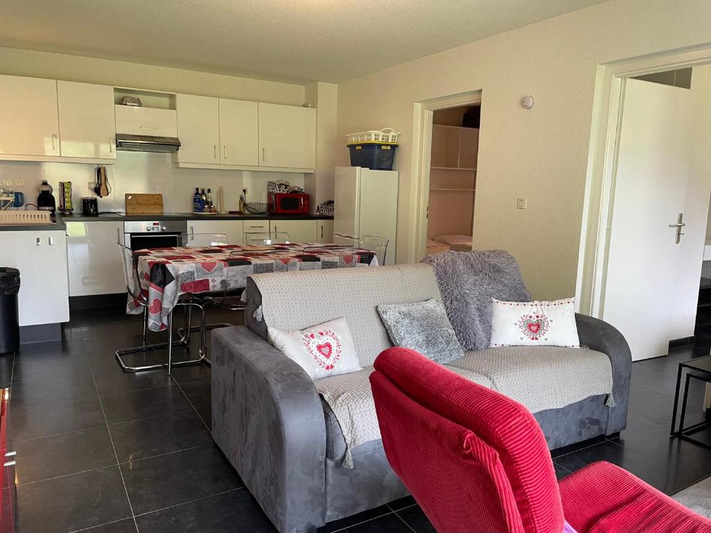 Appartement Appartement La Chapelle-d'Abondance, 4 pièces, 9 personnes - FR-1-692-30 1189 route des Frasses 74360 La Chapelle-dʼAbondance
