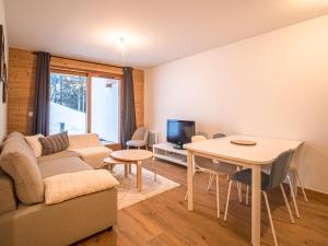 Appartement LA CHARMETTE, 3 pièces, 8 personnes - FR-1-356-411