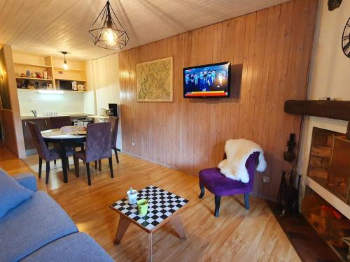 Appartement La Clusaz, 1 pièce, 6 personnes - FR-1-459-169