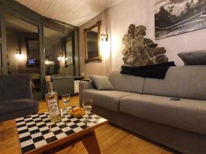 Appartement La Clusaz, 1 pièce, 6 personnes - FR-1-459-169