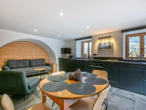 Appartement La Clusaz, 2 pièces, 4 personnes - FR-1-437-89