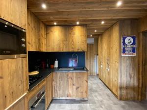 Appartement La Clusaz, 2 pièces, 6 personnes - FR-1-437-99