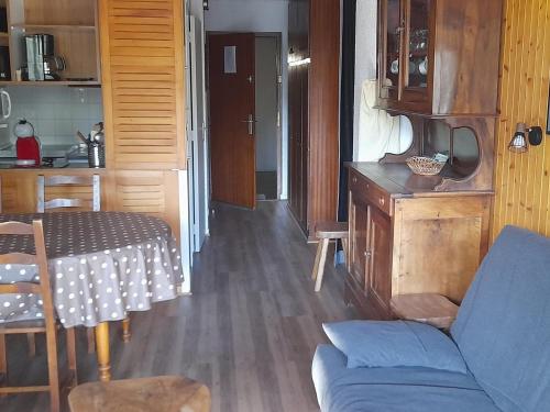Appartement La Clusaz, 2 pièces, 6 personnes - FR-1-459-83