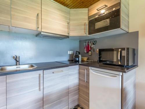 Appartement La Clusaz, 3 pièces, 6 personnes - FR-1-437-59