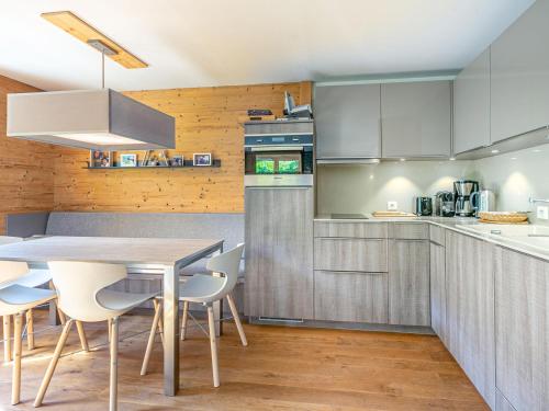 Appartement La Clusaz, 3 pièces, 6 personnes - FR-1-437-86