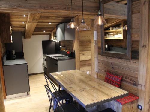 Appartement La Clusaz, 3 pièces, 6 personnes - FR-1-459-136