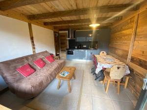 Appartement La Clusaz, 3 pièces, 6 personnes - FR-1-459-28