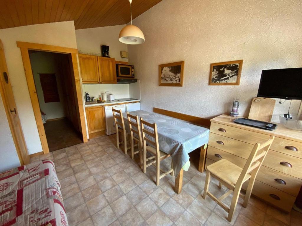 Appartement Appartement La Clusaz, 3 pièces, 6 personnes - FR-1-459-32 129 Chemin Des Houches -  - 74220 La Clusaz