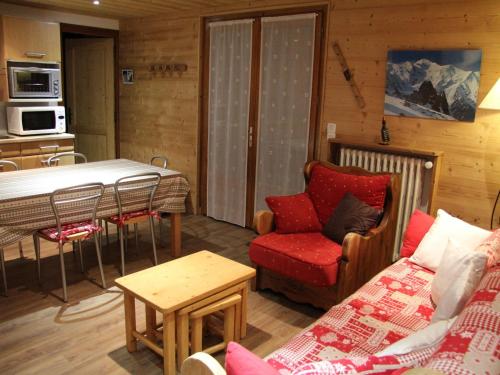 Appartement La Clusaz, 3 pièces, 6 personnes - FR-1-459-51