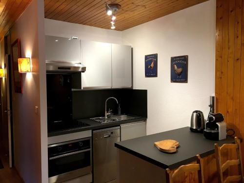 Appartement La Clusaz, 3 pièces, 6 personnes - FR-1-459-53