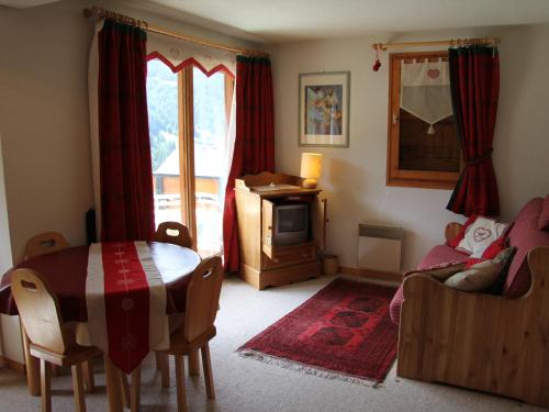 Appartement La Clusaz, 3 pièces, 6 personnes - FR-1-459-59
