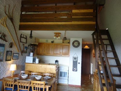 Appartement La Clusaz, 3 pièces, 8 personnes - FR-1-459-12
