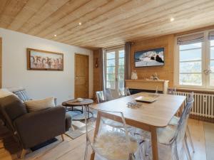 Appartement La Clusaz, 4 pièces, 6 personnes - FR-1-304-279