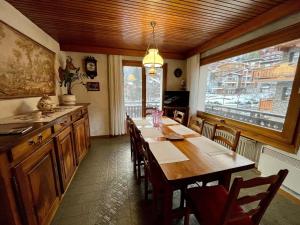 Appartement La Clusaz, 4 pièces, 6 personnes - FR-1-459-208