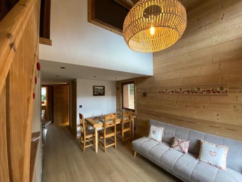 Appartement La Clusaz, 4 pièces, 6 personnes - FR-1-459-45