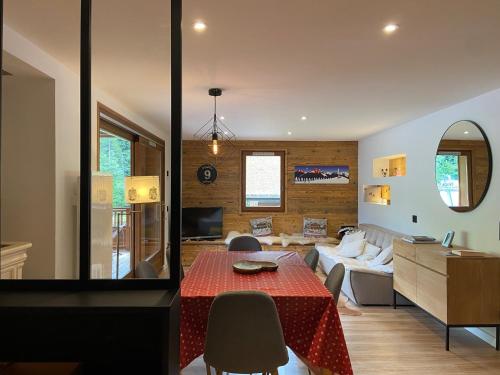 Appartement La Clusaz, 4 pièces, 7 personnes - FR-1-437-45