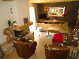 Appartement Appartement La Clusaz, 5 pièces, 10 personnes - FR-1-459-22 164 Route Du Col Des Aravis -  - 74220 La Clusaz Rhône-Alpes