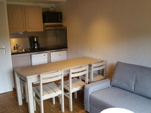 Appartement La Clusaz, 6 pièces, 10 personnes - FR-1-459-177