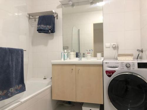 Appartement. La coupole 2 pièces avec vue