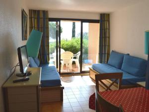 Appartement Appartement La Croix-Valmer, 2 pièces, 4 personnes - FR-1-226B-47 Bat Bora Bora  Appartement N°457 Rez De Chaussee - Boulevard Sylvabelle - 83420 La Croix-Valmer Provence-Alpes-Côte d\'Azur