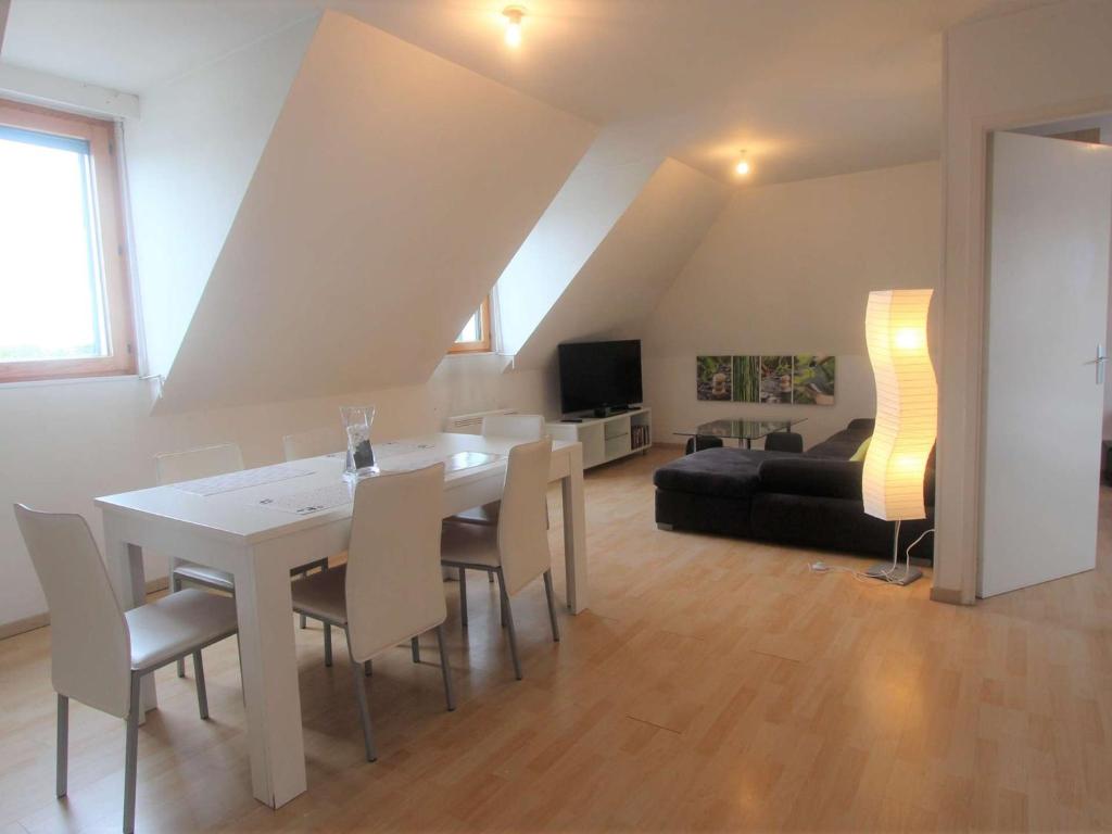 Appartement La Forêt-Fouesnant, 3 pièces, 4 personnes - FR-1-481-121 1 bis rue de l'Ecole, 29940 La Forêt-Fouesnant