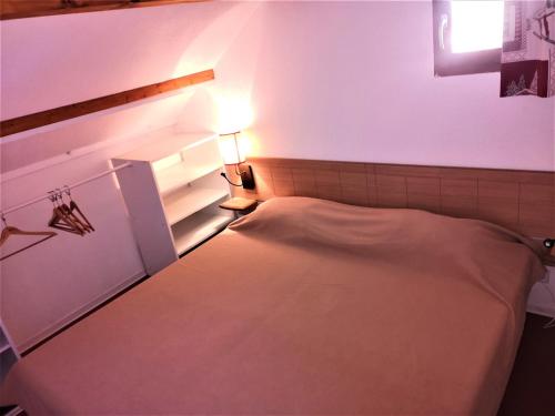 Appartement La Joue du Loup, 2 pièces, 4 personnes - FR-1-504-543
