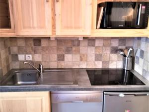 Appartement La Joue du Loup, 2 pièces, 4 personnes - FR-1-504-553