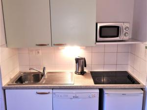 Appartement La Joue du Loup, 2 pièces, 4 personnes - FR-1-504-573