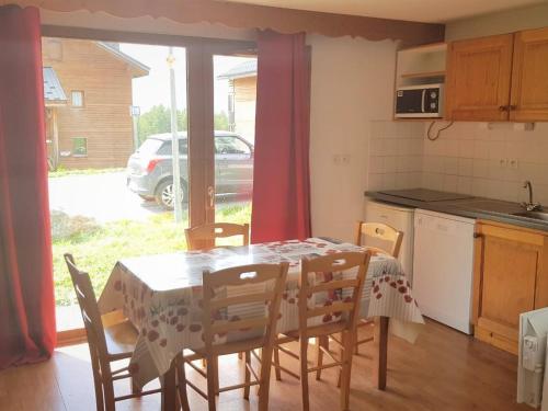 Appartement La Joue du Loup, 2 pièces, 6 personnes - FR-1-504-482