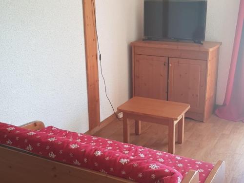 Appartement La Joue du Loup, 2 pièces, 6 personnes - FR-1-504-482