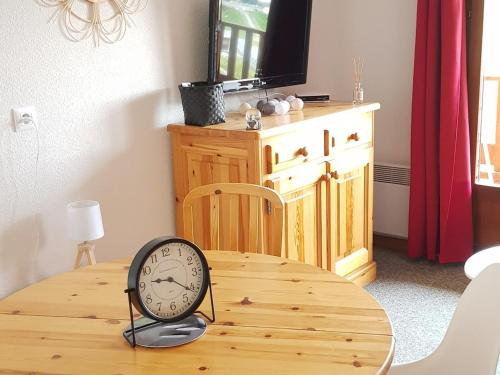 Appartement La Joue du Loup, 2 pièces, 6 personnes - FR-1-504-650
