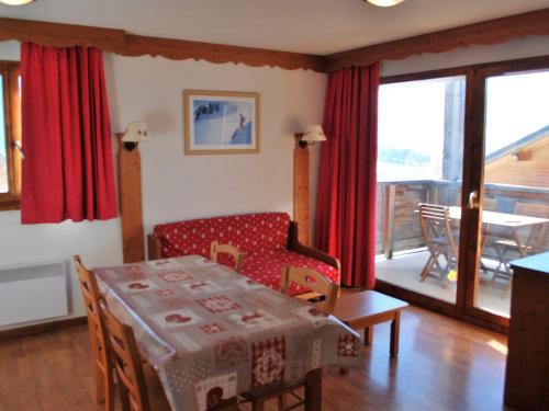 Appartement La Joue du Loup, 2 pièces, 6 personnes - FR-1-504-86