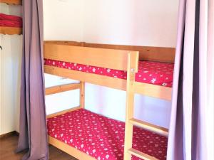 Appartement La Joue du Loup, 2 pièces, 6 personnes - FR-1-504-86