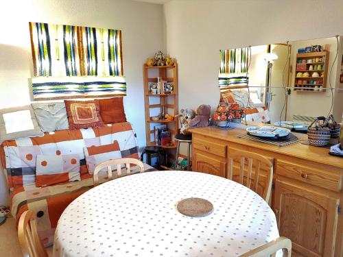 Appartement La Joue du Loup, 3 pièces, 6 personnes - FR-1-504-158