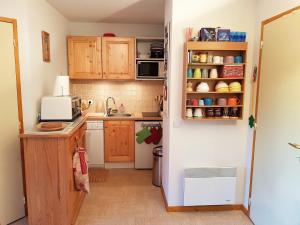 Appartement La Joue du Loup, 3 pièces, 6 personnes - FR-1-504-158