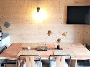 Appartement La Joue du Loup, 4 pièces, 6 personnes - FR-1-504-623