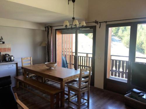 Appartement La Joue du Loup, 5 pièces, 10 personnes - FR-1-504-10