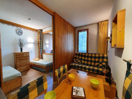 Appartement La Plagne, 1 pièce, 4 personnes - FR-1-353-47