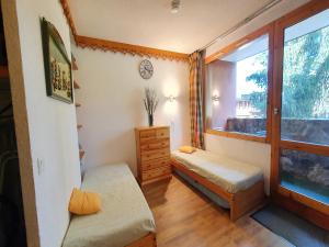 Appartement La Plagne, 1 pièce, 4 personnes - FR-1-353-47