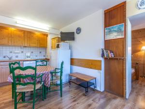 Appartement La Plagne, 2 pièces, 4 personnes - FR-1-351-80