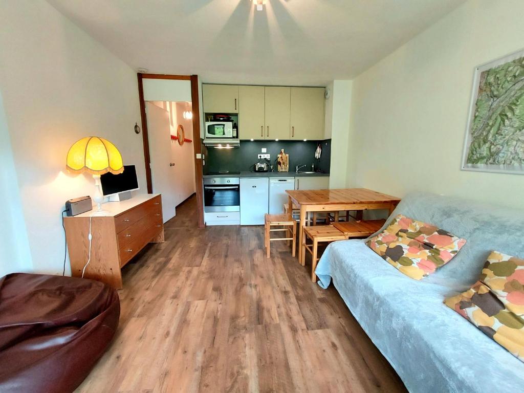 Appartement La Plagne, 2 pièces, 6 personnes - FR-1-351-164 Résidence \, 73210 La Plagne Tarentaise